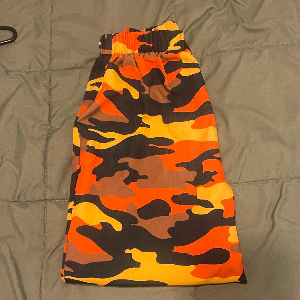 Orange elastic waist camo pants